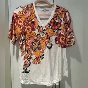 Chico’s bright feminine tee shirt